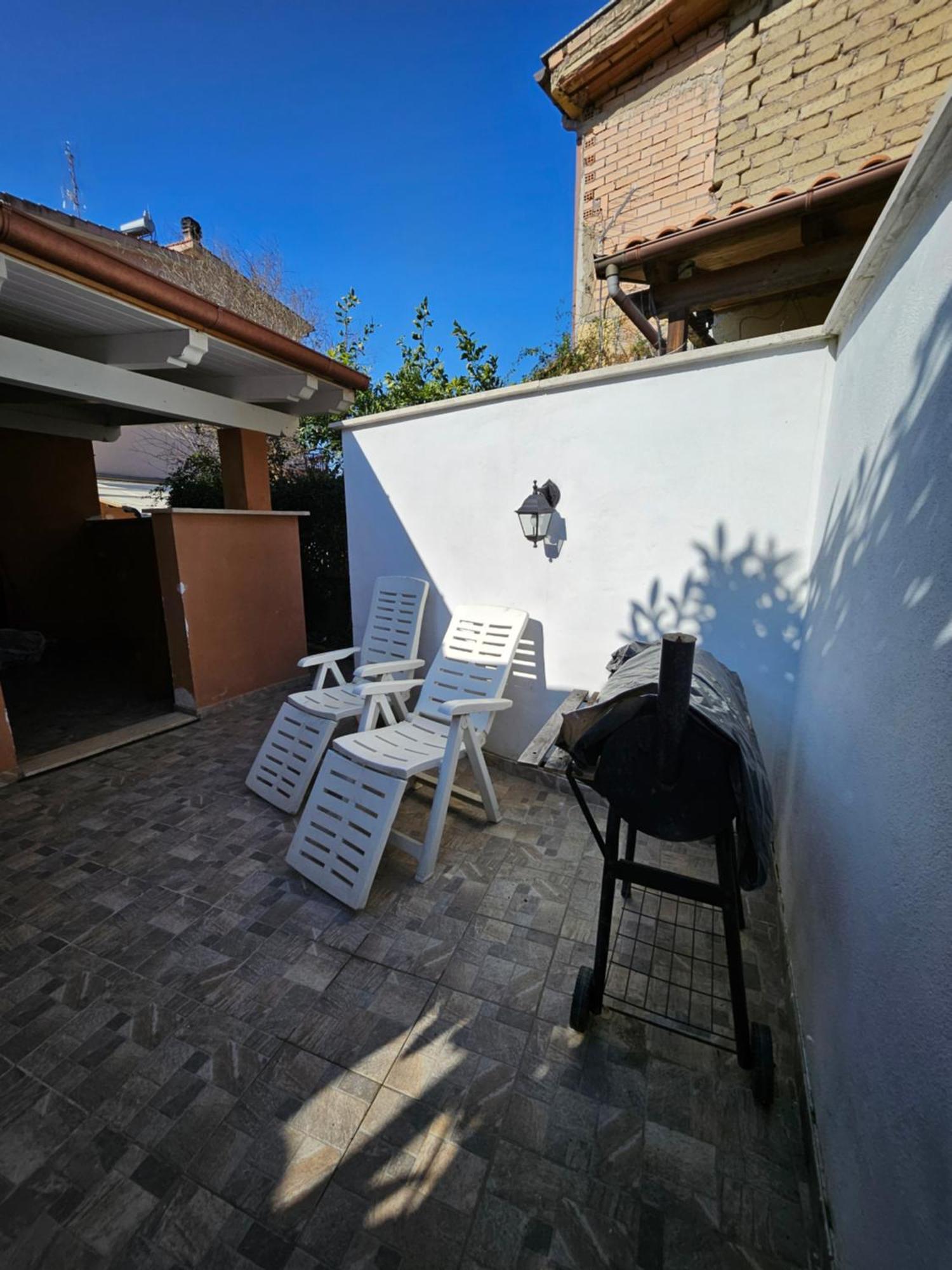 Casa Vacanze Dragona 15 Min Fco 10 Min Ostia Ачилия Экстерьер фото